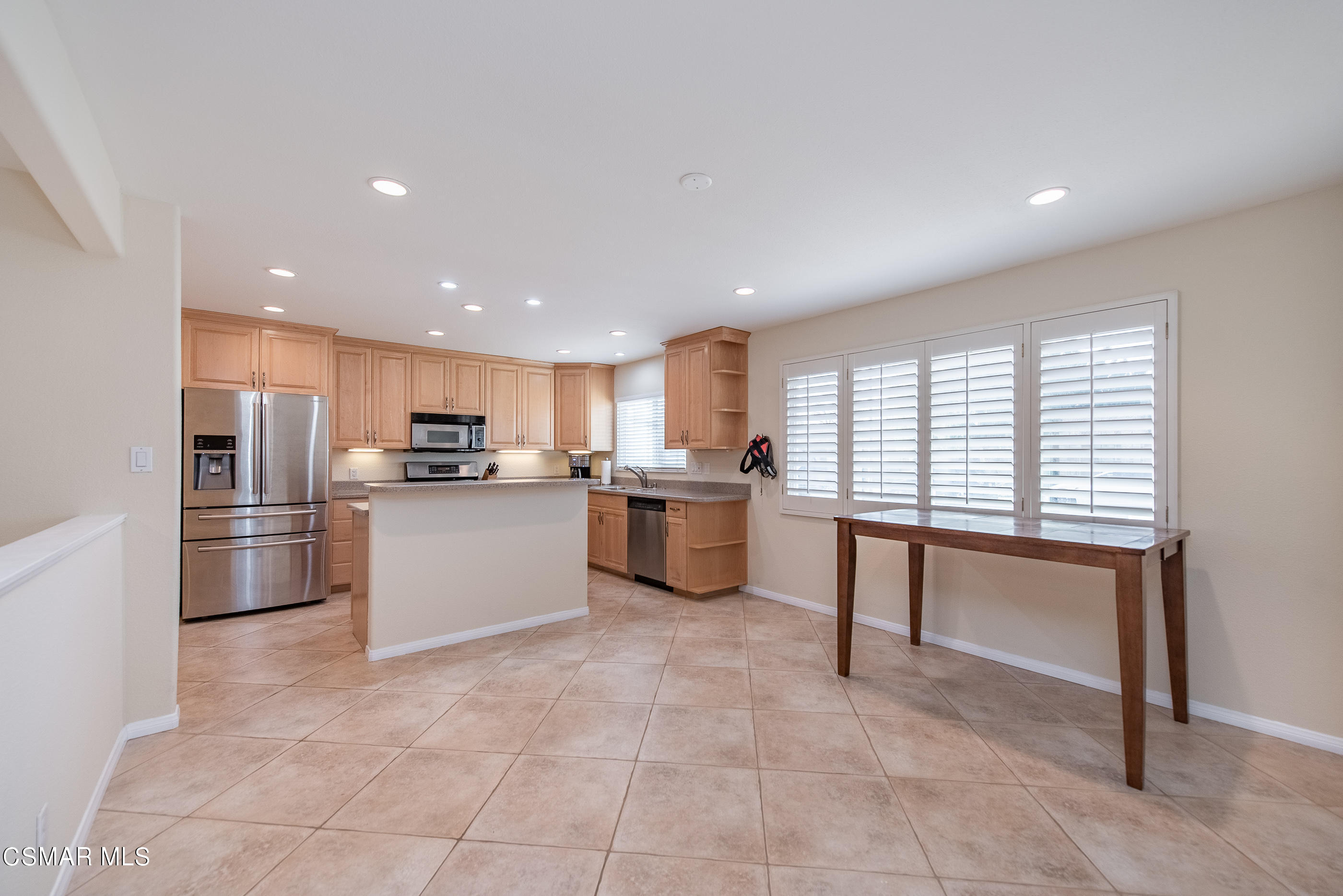 4768 Del Rio Drive Simi Valley, CA 93063 - Photo 9 of 30 4768 Del Rio Dr Simi Valley-9