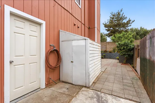 $557,000 | 200 Porter Court, Woodland, CA 95695