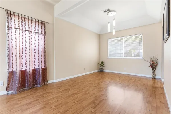 $557,000 | 200 Porter Court, Woodland, CA 95695