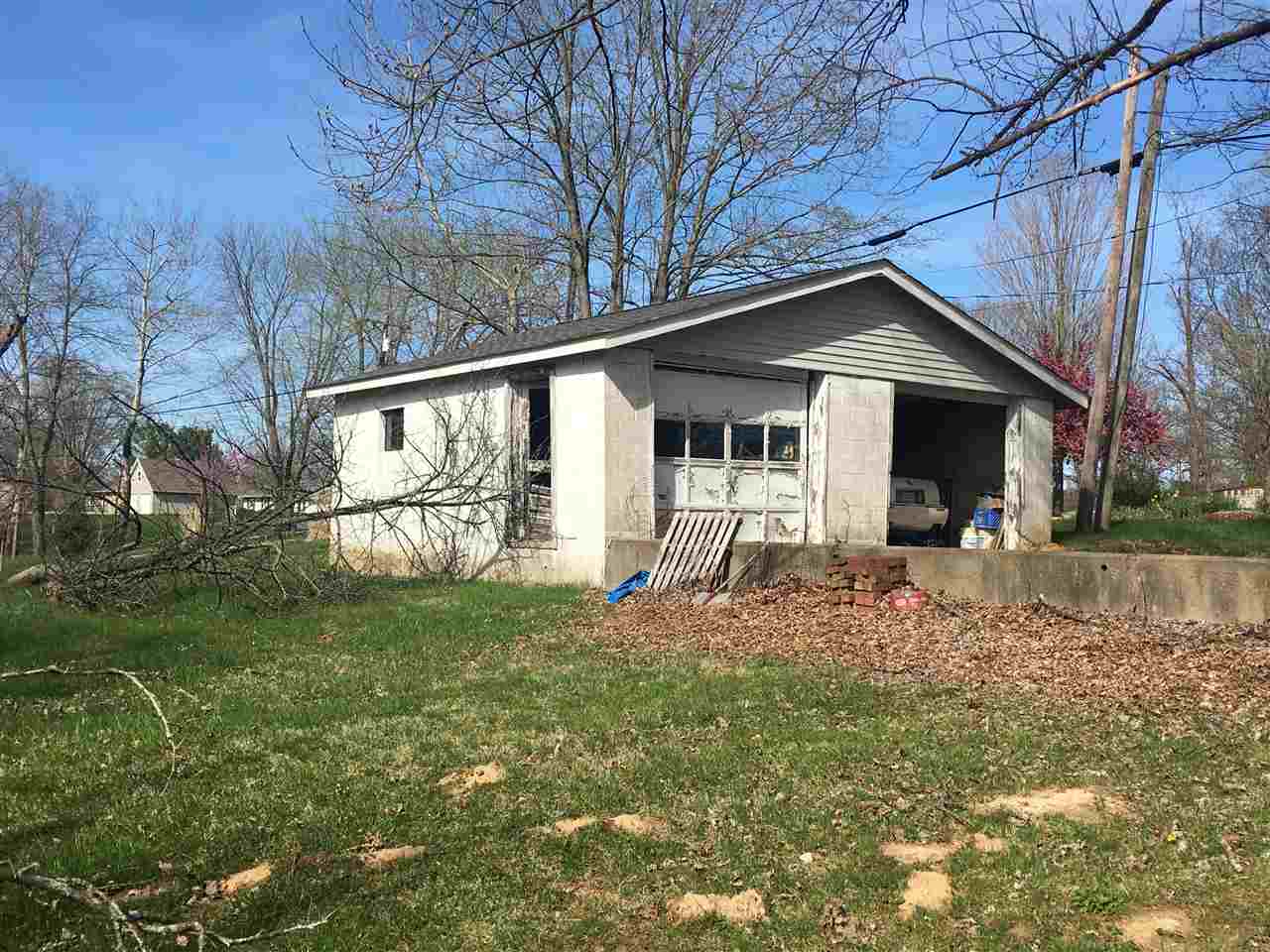 4044 East Boltinghouse Road Bloomington, IN 47408 - Photo 12 of 15 Gallery Image 12