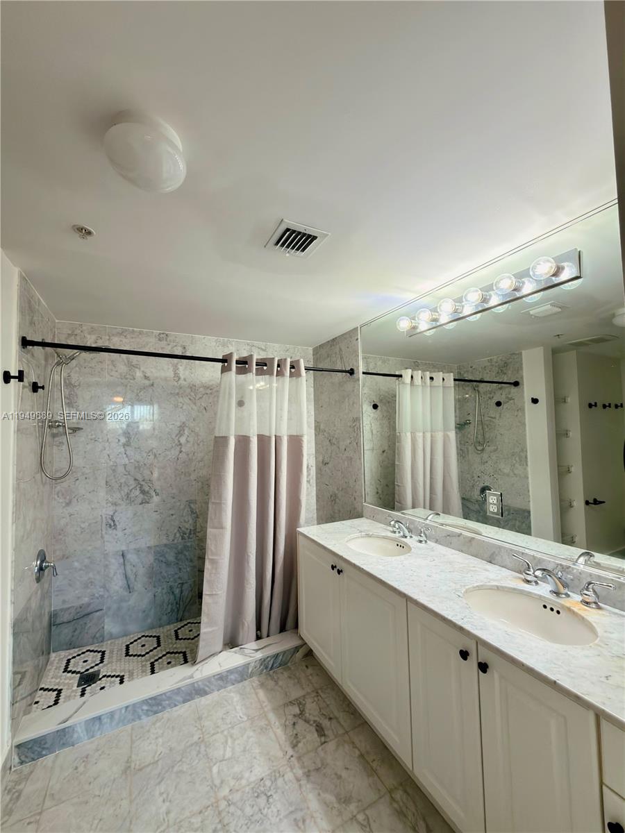 2501 Southwest 37th Avenue, Unit 306 Miami, FL 33133 - Photo 20 of 26