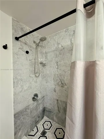 $2,900 | 2501 Southwest 37th Avenue, Unit 306, Miami, FL 33133