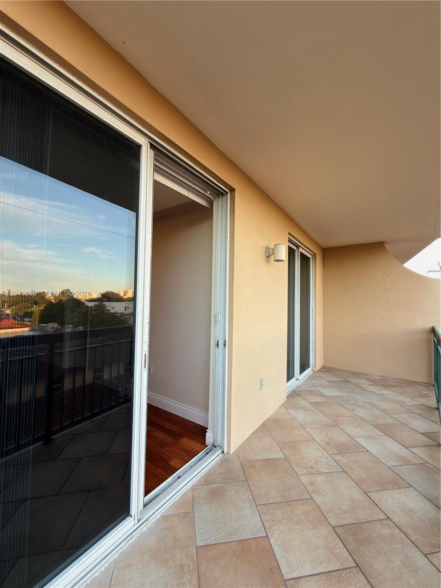 2501 Southwest 37th Avenue, Unit 306 Miami, FL 33133 - Photo 25 of 26