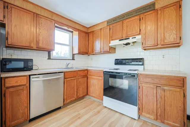 $419,000 | 67 Blackstone Street, Unit 67, Bellingham, MA 02019