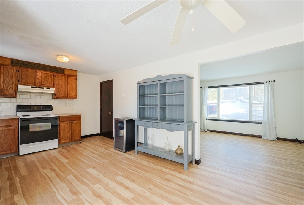 67 Blackstone Street, Unit 67 Bellingham, MA 02019 - Photo 9 of 31