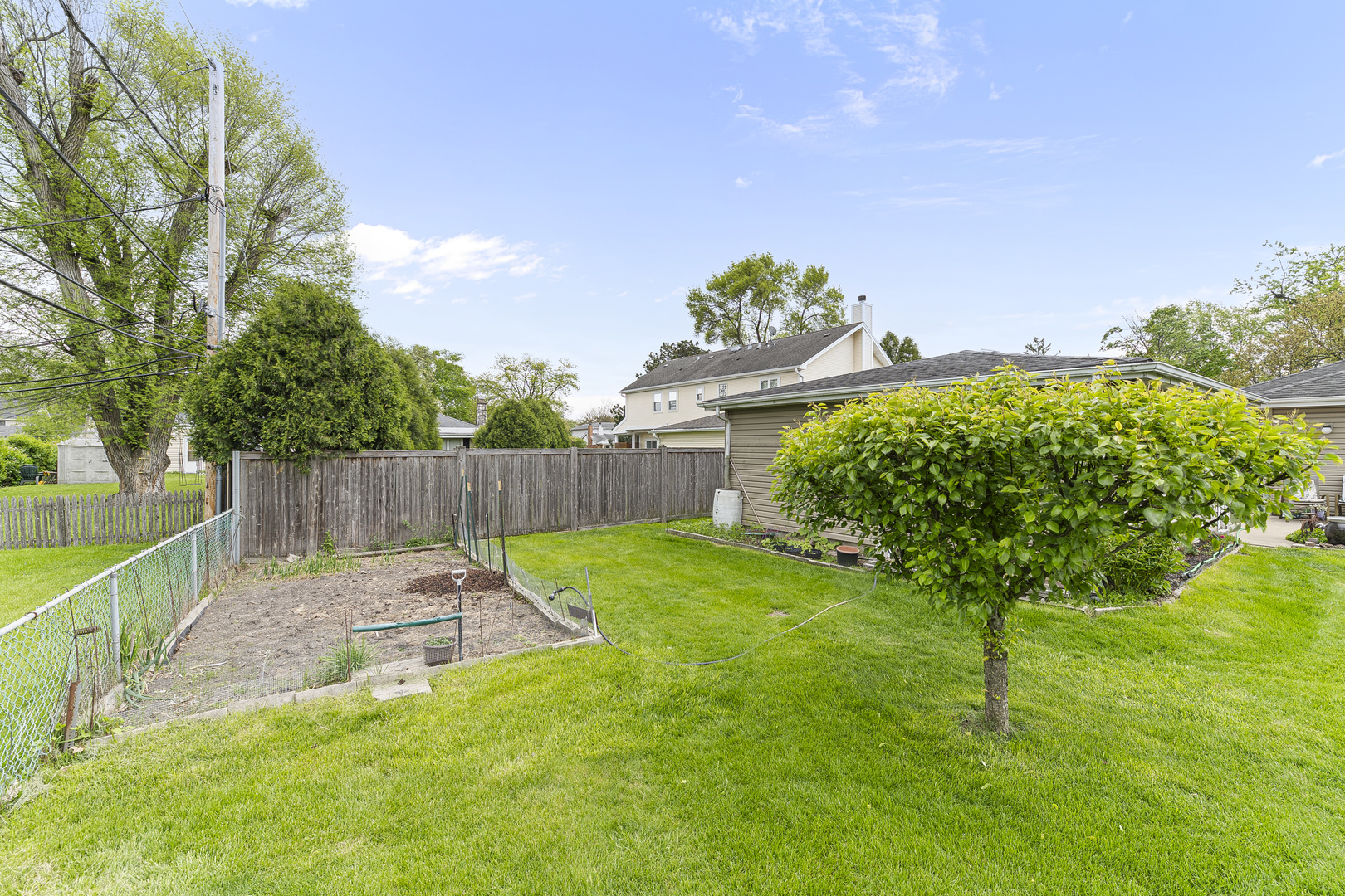 2232 Covert Road Glenview, IL 60025 - Photo 31 of 34