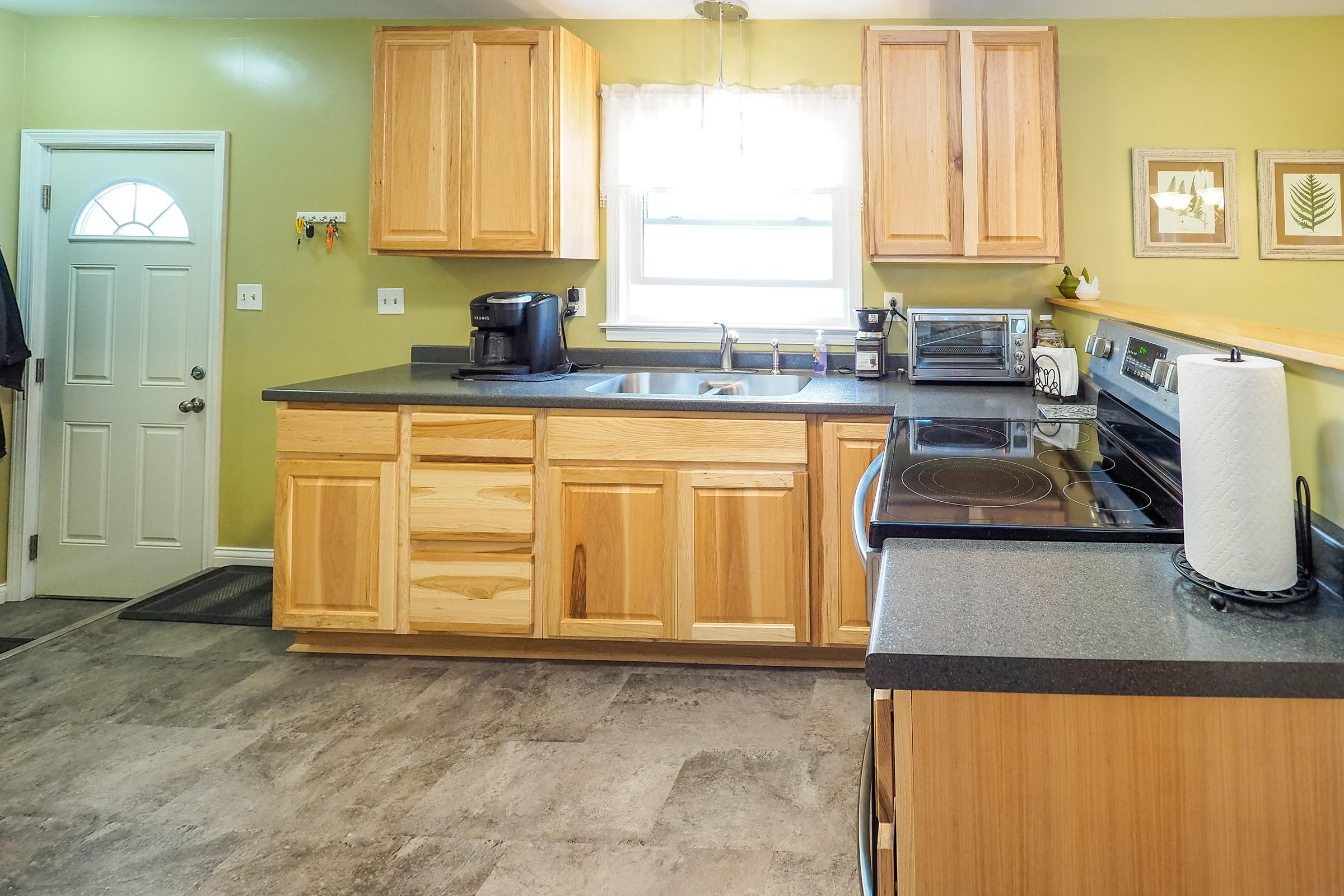 470 Lee Avenue Decatur, MI 49045 - Photo 11 of 23 470 Lee Ave.-111