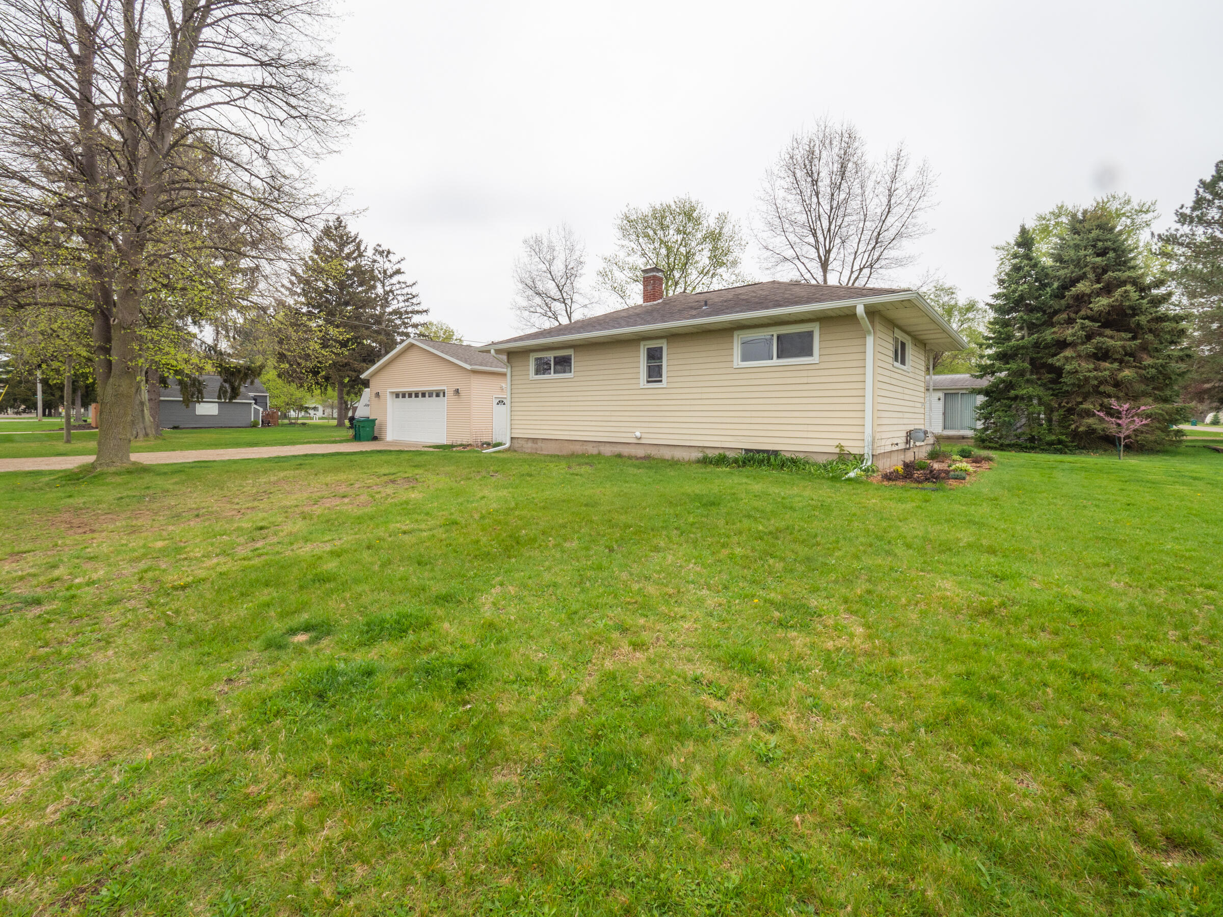 470 Lee Avenue Decatur, MI 49045 - Photo 23 of 23 470 Lee Ave.-120