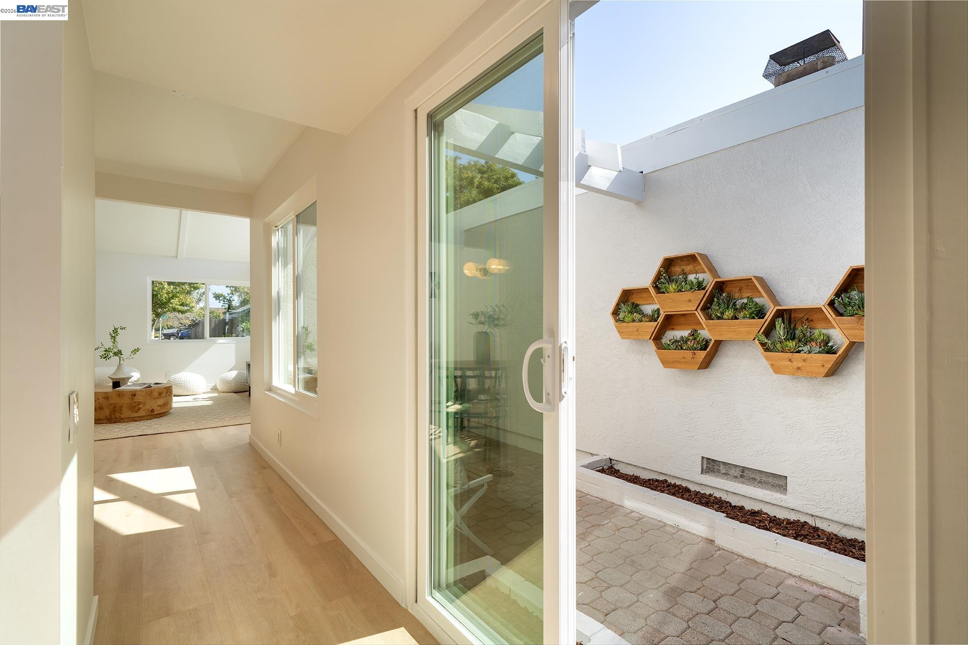 3619 Dryden Road Fremont, CA 94555 - Photo 11 of 43 Gallery Image 11