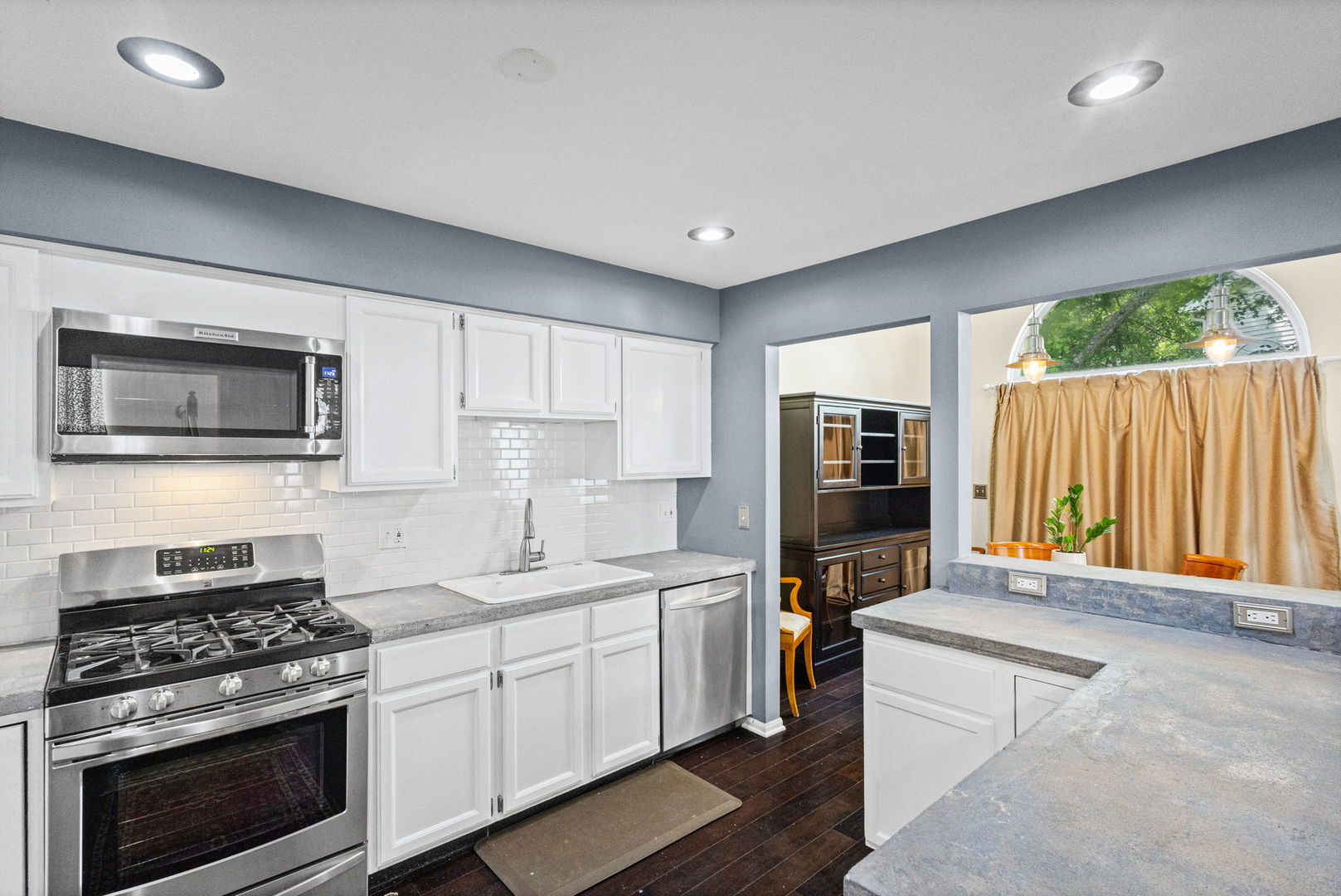 754 Ripple Brook Lane Elgin, IL 60120 - Photo 11 of 41