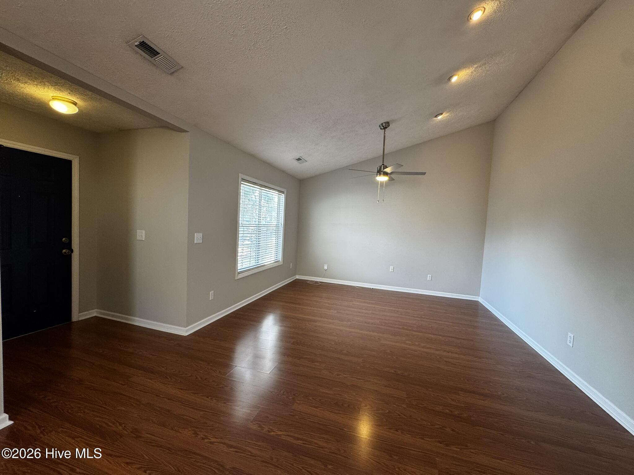 807 Gordon Woods Road Wilmington, NC 28411 - Photo 3 of 20 3