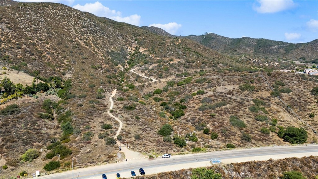 205 Windsor Grey Way Fallbrook, CA 92028 - Photo 43 of 43 short walk to Monserate Hiking Trail