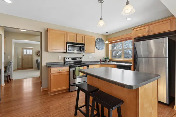 $324,900 | 1901 Sandstone Loop South, Unit 4, Sartell, MN 56377