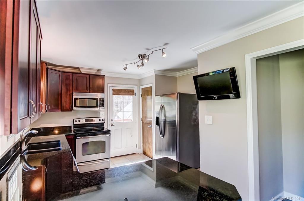 5416 Guildbrook Road Charlotte, NC 28226 - Photo 3 of 26