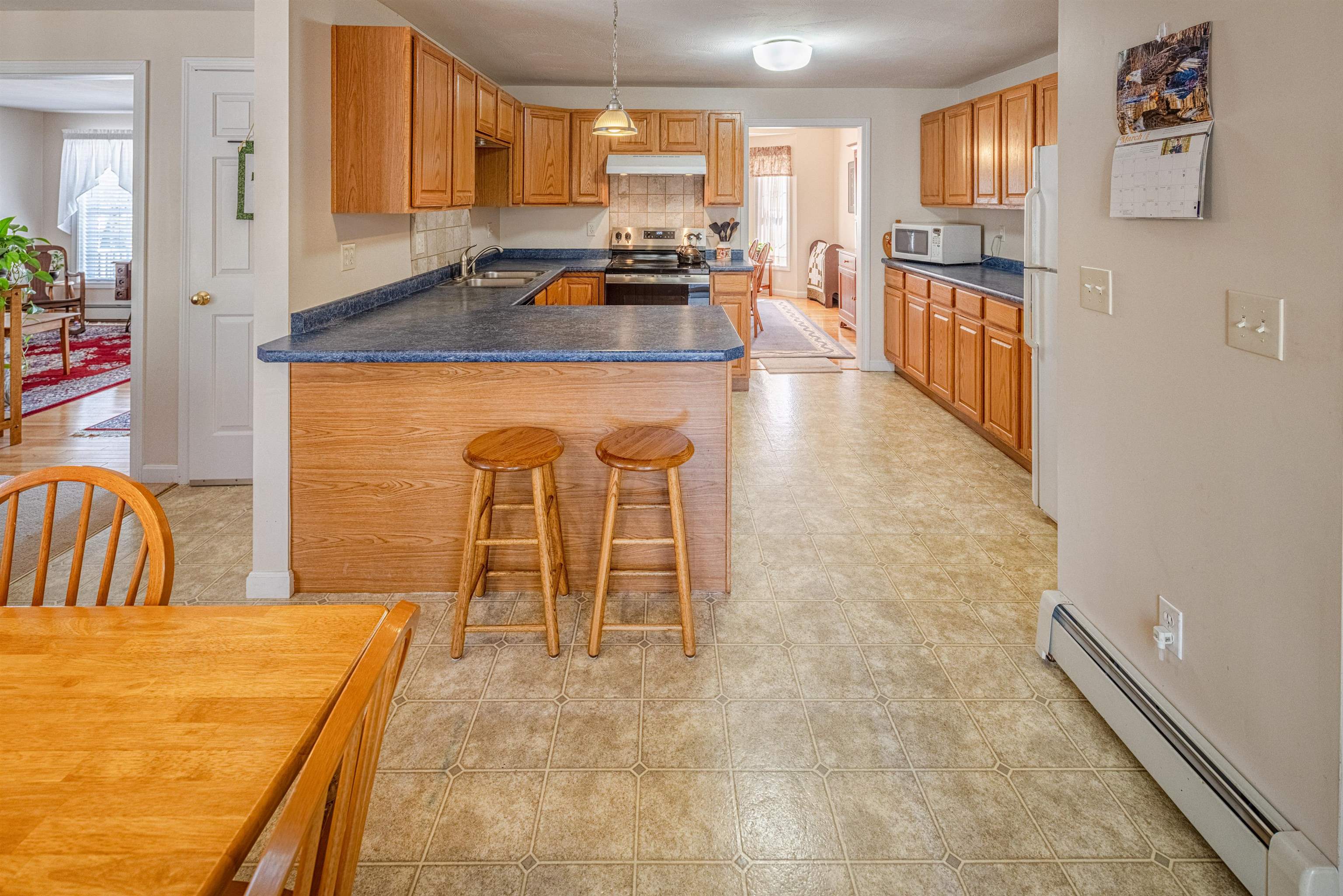 47 Cherrywood Drive Dover, NH 03820 - Photo 14 of 40