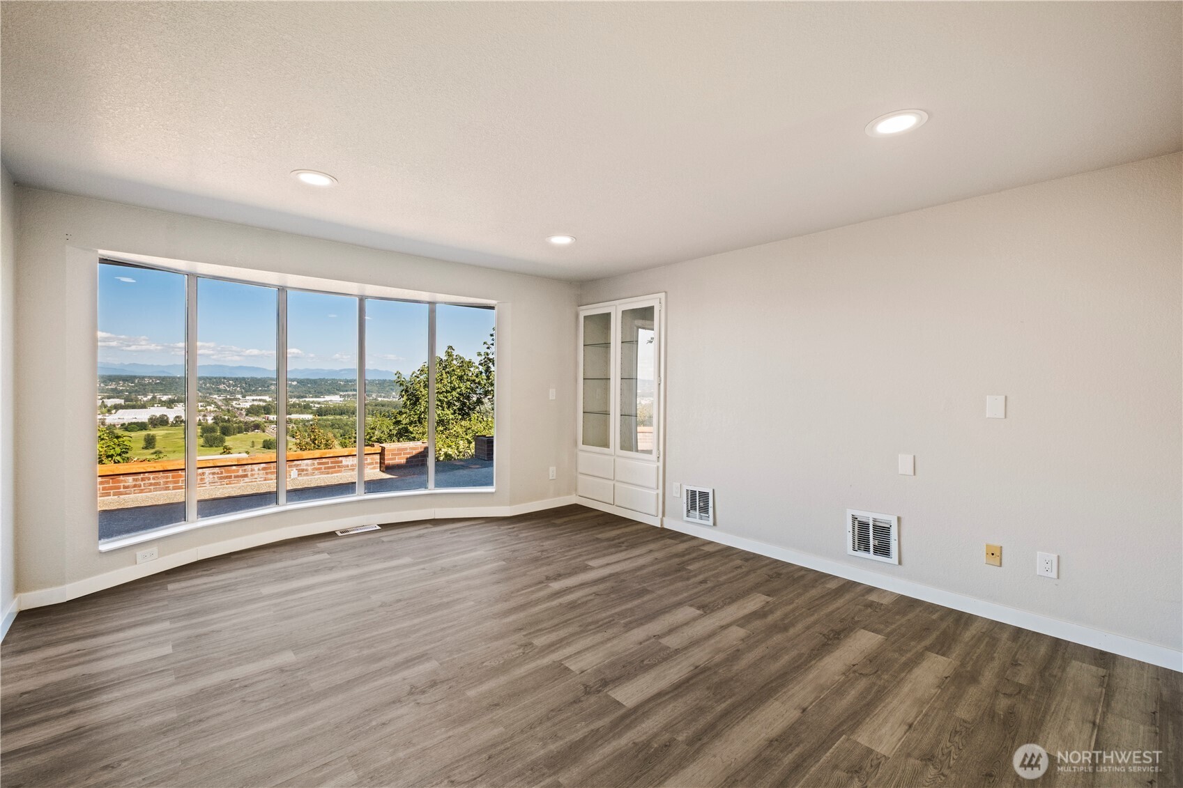 20916 Military Road South SeaTac, WA 98198 - Photo 19 of 33 Gallery Image 19