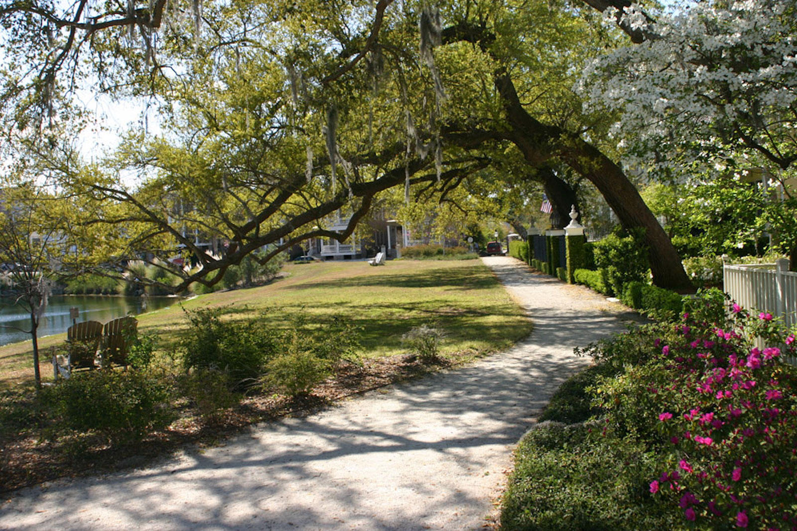 38 Isle Of Hope Road Mount Pleasant, SC 29464 - Photo 33 of 36 i'on walking trail
