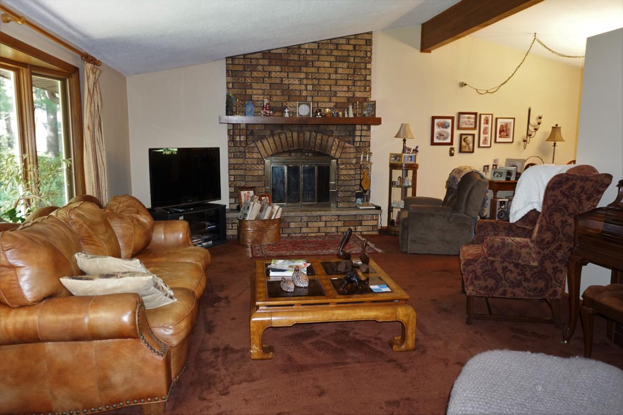 4231 North View Drive Rhinelander, WI 54501 - Photo 5 of 30 Gallery Image 5