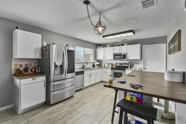 $295,000 | 167 Jefferson Drive, Venus, TX 76084