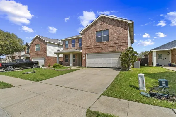 $295,000 | 167 Jefferson Drive, Venus, TX 76084