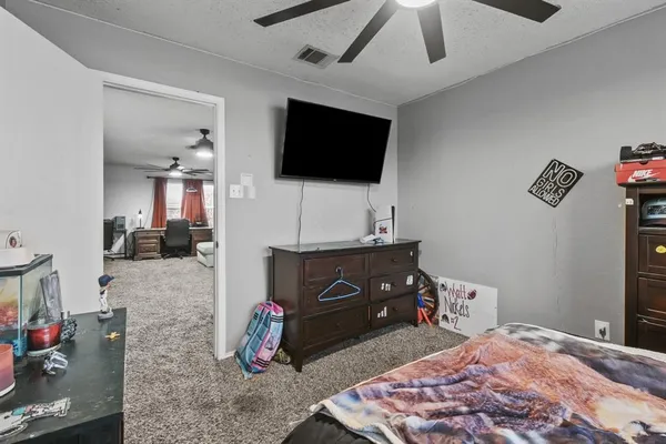 $295,000 | 167 Jefferson Drive, Venus, TX 76084