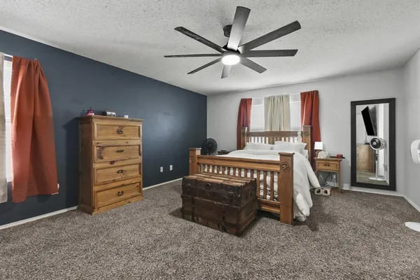 $295,000 | 167 Jefferson Drive, Venus, TX 76084