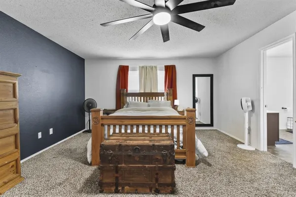 $295,000 | 167 Jefferson Drive, Venus, TX 76084