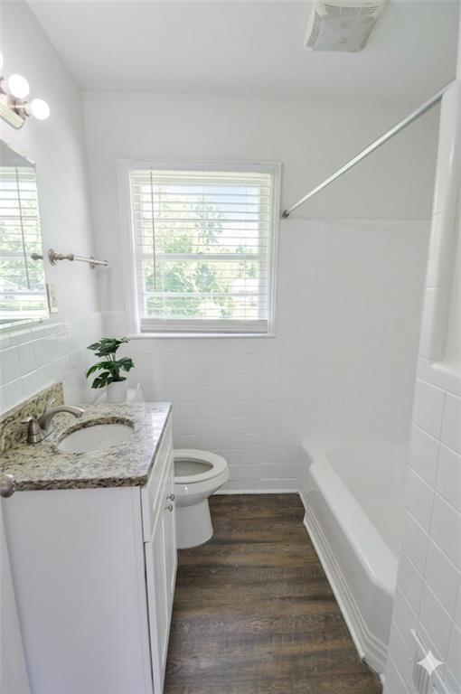 2191 Greystone Way Decatur, GA 30032 - Photo 5 of 9