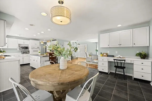 $799,900 | 78 Gretchen Way, Raynham, MA 02767