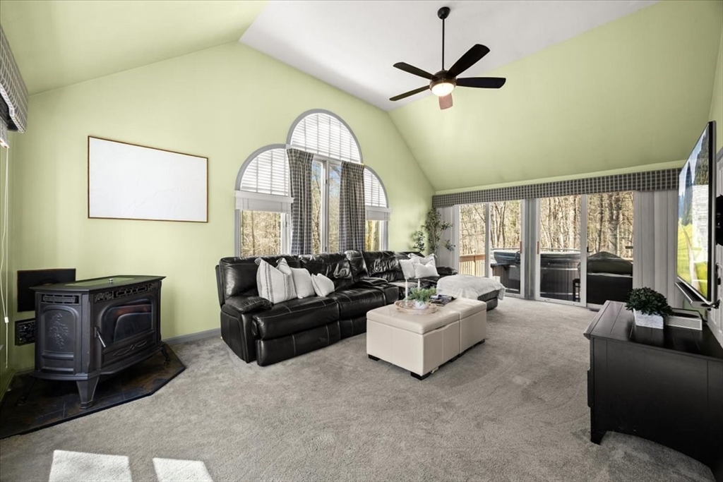 78 Gretchen Way Raynham, MA 02767 - Photo 23 of 42