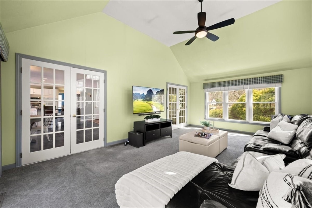 78 Gretchen Way Raynham, MA 02767 - Photo 25 of 42