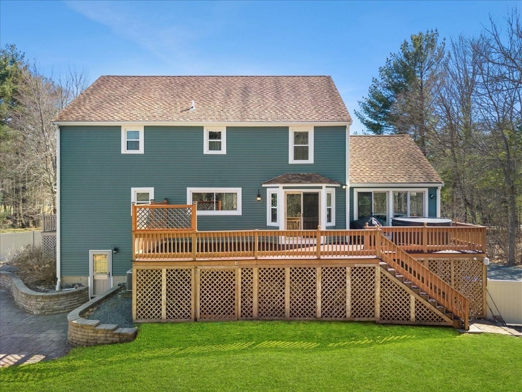 78 Gretchen Way Raynham, MA 02767 - Photo 39 of 42