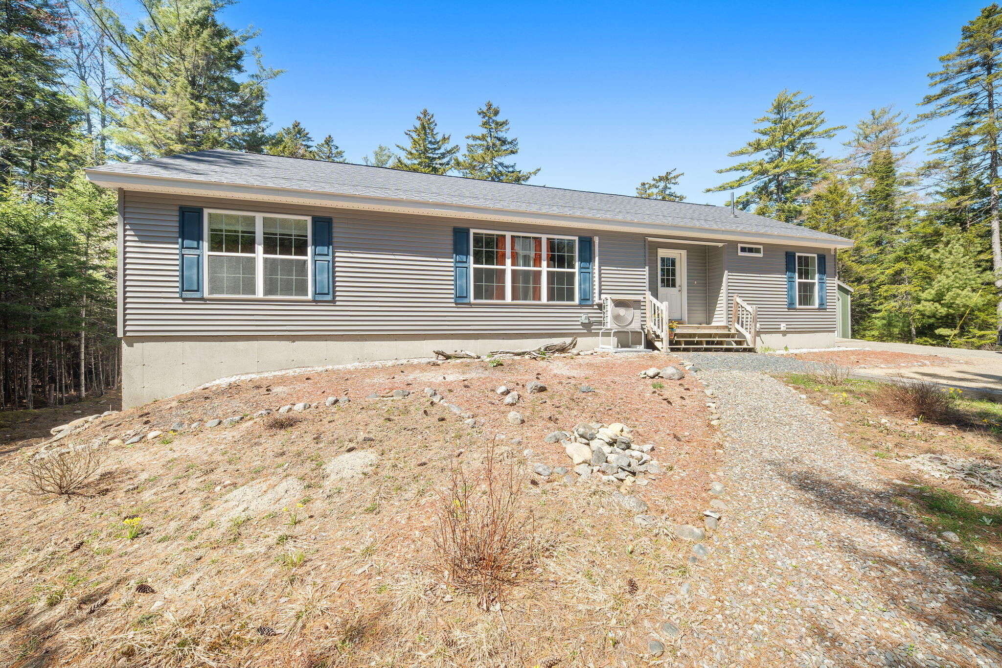 811 Newbury Neck Road Surry, ME 04684 - Photo 31 of 49 13-web-or-mls-DSC09482