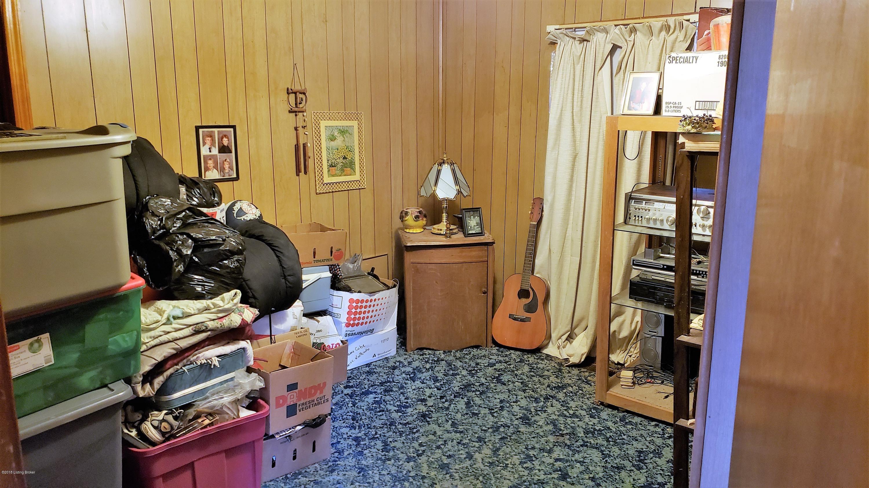 738 Shaffer Road Fairdale, KY 40118 - Photo 9 of 18 03-1
