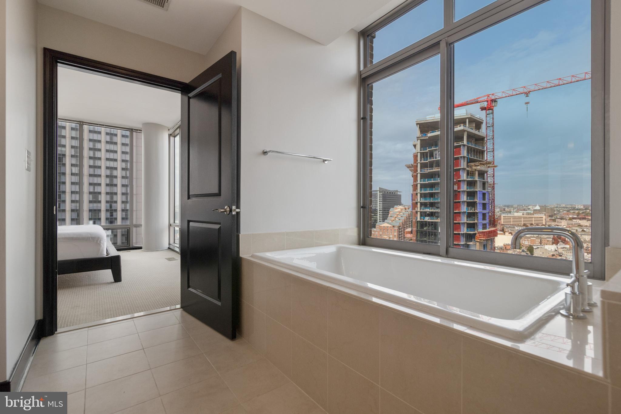 675 President Street, Unit 1801 Baltimore, MD 21202 - Photo 19 of 30