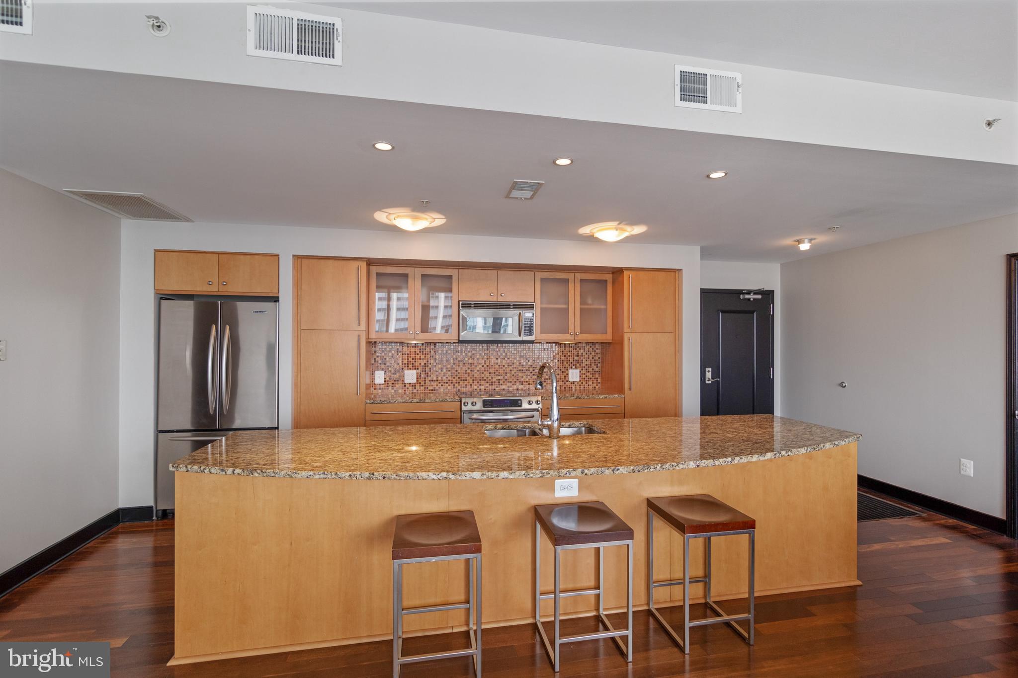 675 President Street, Unit 1801 Baltimore, MD 21202 - Photo 6 of 30