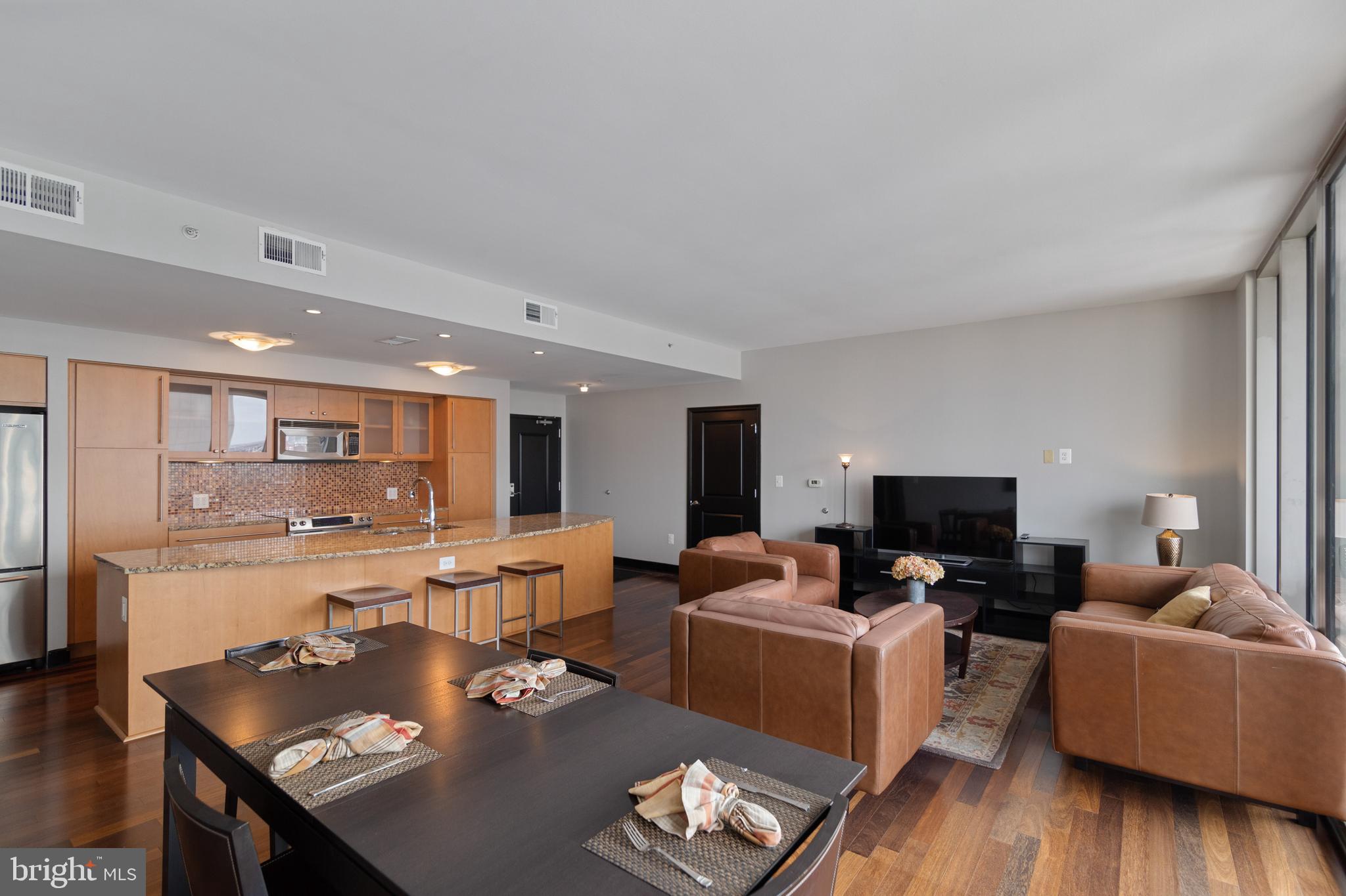 675 President Street, Unit 1801 Baltimore, MD 21202 - Photo 8 of 30
