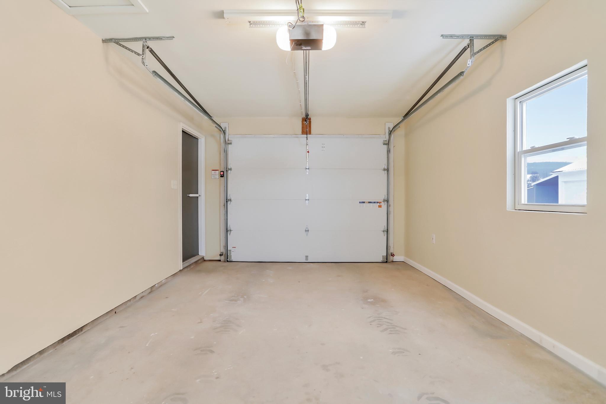 13003 Bikle Road Smithsburg, MD 21783 - Photo 29 of 42 attached garage