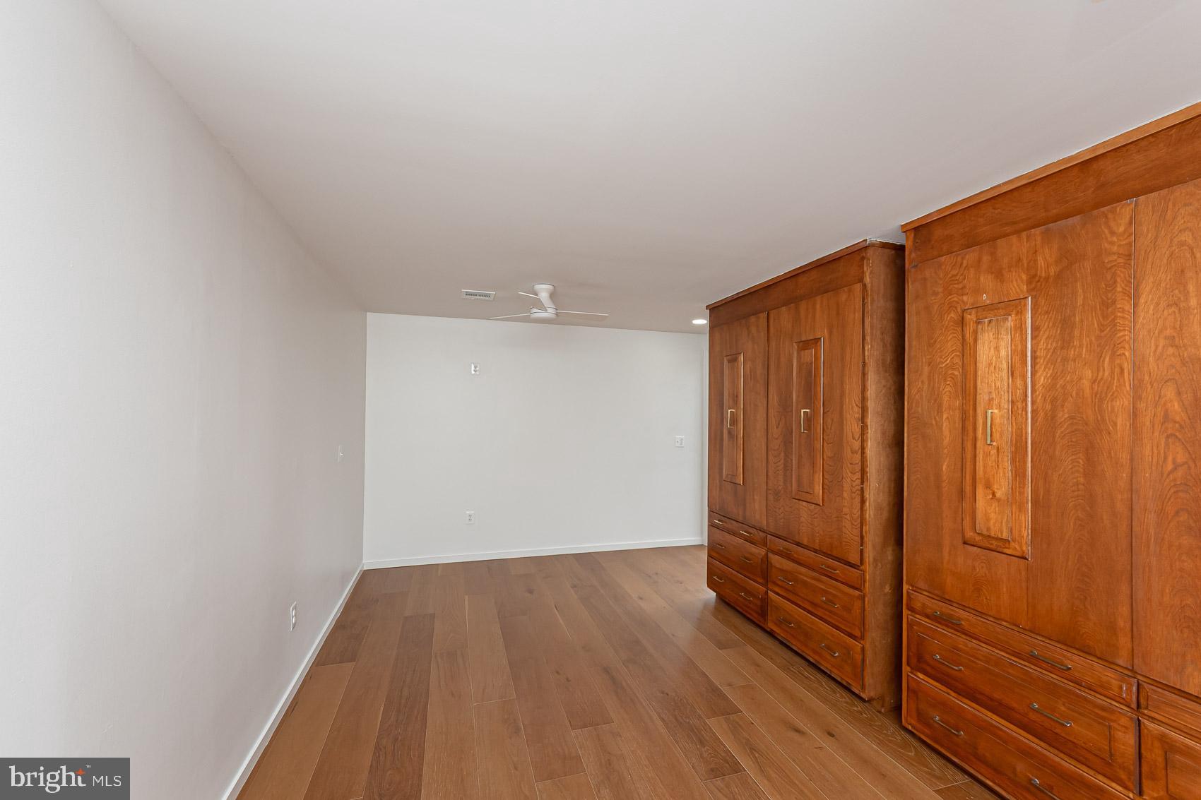 903 Ivy Hill Road Cockeysville, MD 21030 - Photo 64 of 100 Spacious room with warm wooden accents.