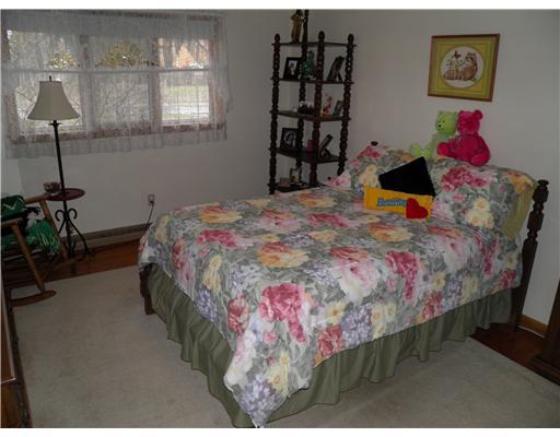 1839 Highland Road Sharon, PA 16146 - Photo 11 of 16 Bedroom.