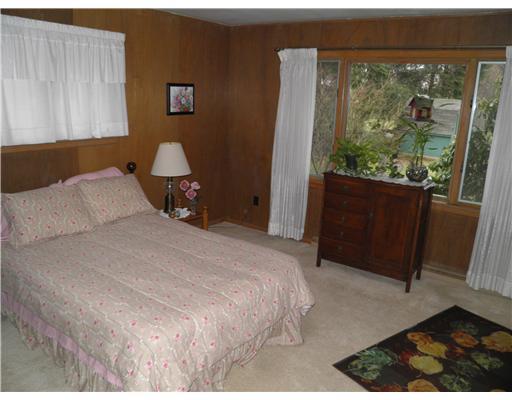 1839 Highland Road Sharon, PA 16146 - Photo 12 of 16 Bedroom.