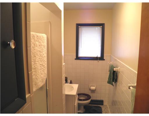 1839 Highland Road Sharon, PA 16146 - Photo 15 of 16 Full Bath.