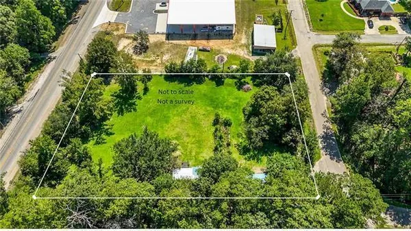 $132,900 | 30140 Hwy 190 Highway, Lacombe, LA 70445