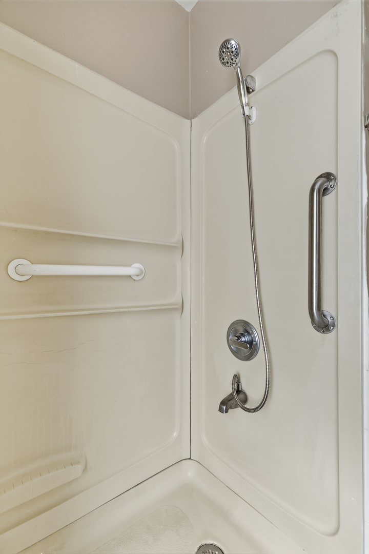 2202 46th Street Moline, IL 61265 - Photo 23 of 32