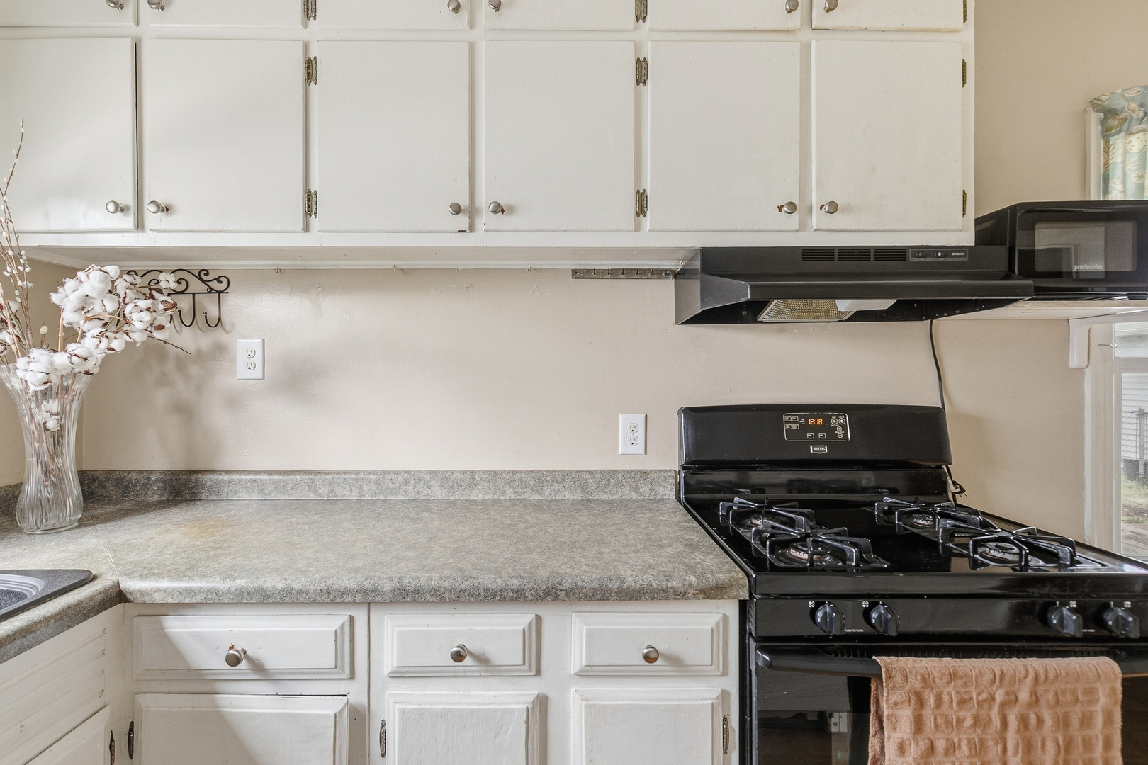 2202 46th Street Moline, IL 61265 - Photo 10 of 32