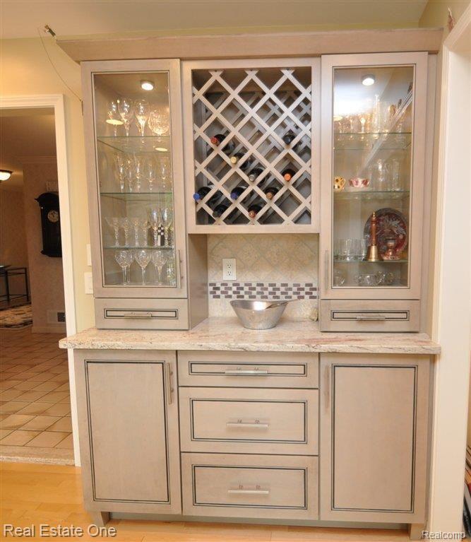 3169 Kilburn Road West Rochester, MI 48306 - Photo 17 of 48 Built-in Wine Rack & Glass Front