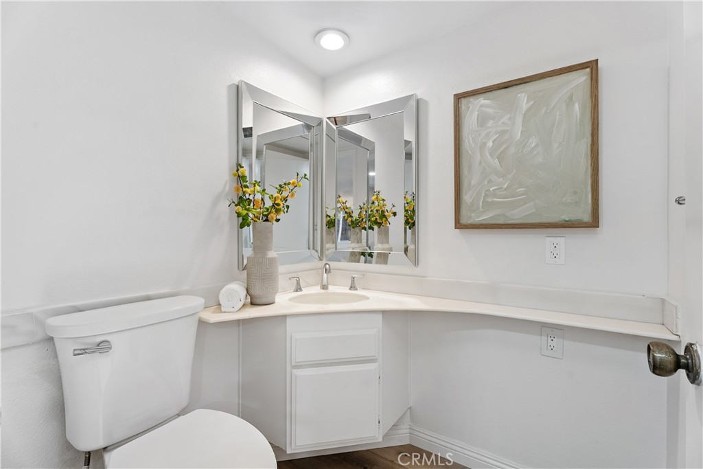 16 East Yale Loop, Unit 28 Irvine, CA 92604 - Photo 16 of 44