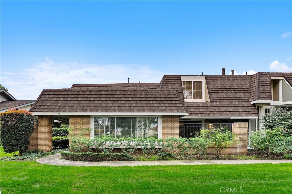 16 East Yale Loop, Unit 28 Irvine, CA 92604 - Photo 35 of 44