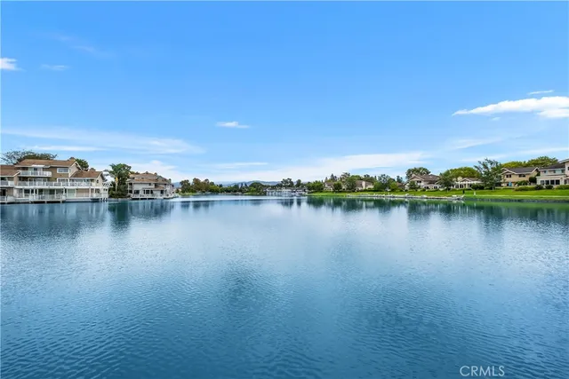 $1,500,000 | 16 East Yale Loop, Unit 28, Irvine, CA 92604