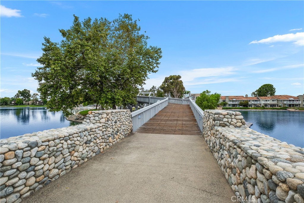 16 East Yale Loop, Unit 28 Irvine, CA 92604 - Photo 39 of 44